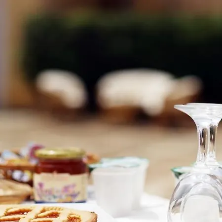 Lantgård Pia Cornelia Paceco