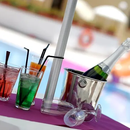 مزرعة للإقامة Pia Cornelia *