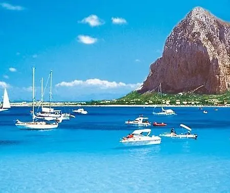 农家乐 Pia Cornelia *