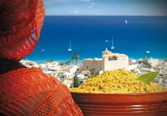 农家乐 Pia Cornelia *